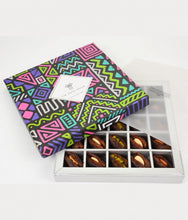 Load image into Gallery viewer, Premium Dry Fruit Filled Organic Dates Gift Box - 25 Pcs