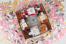 Load image into Gallery viewer, Antique Woodland Pearl Hamper
